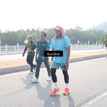 Runner Photo 6934949