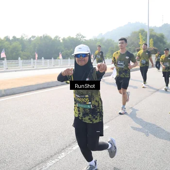 Runner Photo 6934963