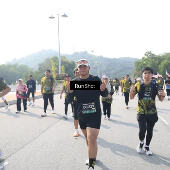 Runner Photo 6934968