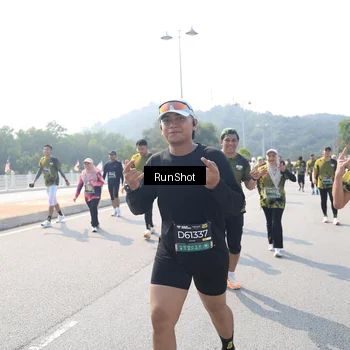 Runner Photo 6934971