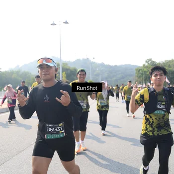 Runner Photo 6934972
