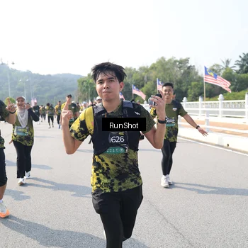 Runner Photo 6934974