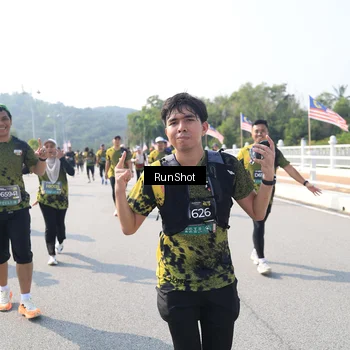 Runner Photo 6934975
