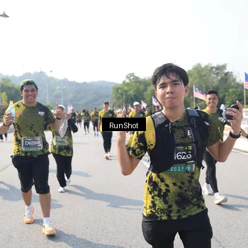 Runner Photo 6934976