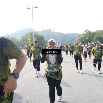 Runner Photo 6934985