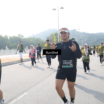 Runner Photo 6934986