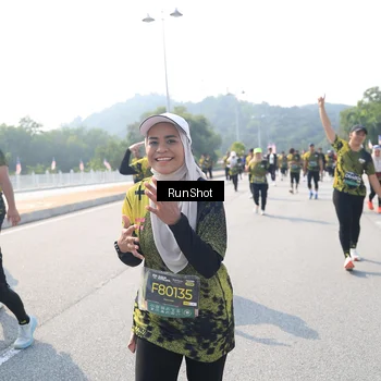 Runner Photo 6934993