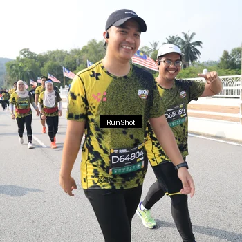 Runner Photo 6935012
