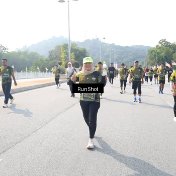 Runner Photo 6935017