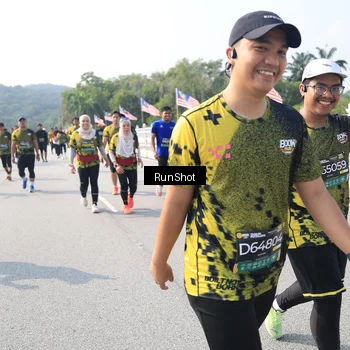 Runner Photo 6935018