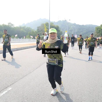 Runner Photo 6935023