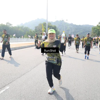 Runner Photo 6935038