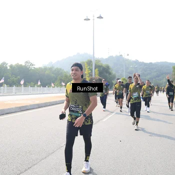 Runner Photo 6935051
