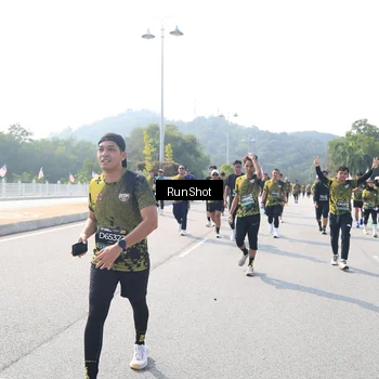 Runner Photo 6935052