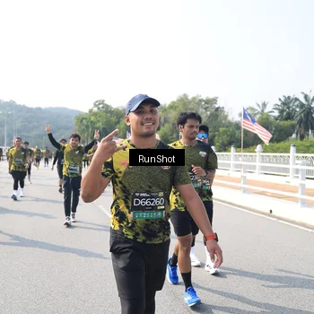 Runner Photo 6935053