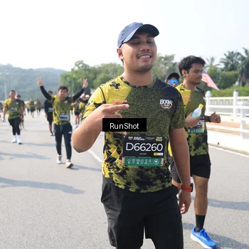 Runner Photo 6935057