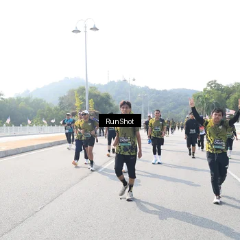 Runner Photo 6935060