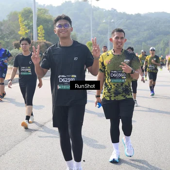 Runner Photo 6935077