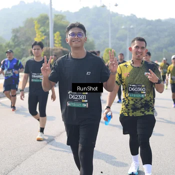 Runner Photo 6935078