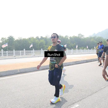 Runner Photo 6935087