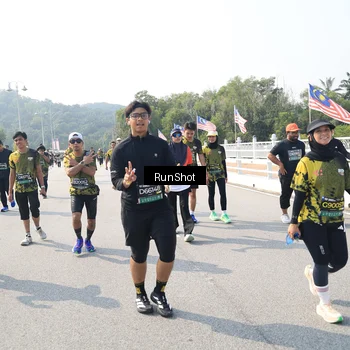 Runner Photo 6935096