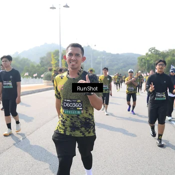 Runner Photo 6935099