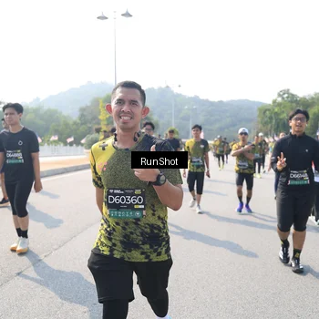Runner Photo 6935100
