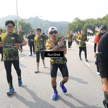 Runner Photo 6935104