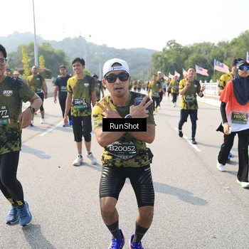 Runner Photo 6935109