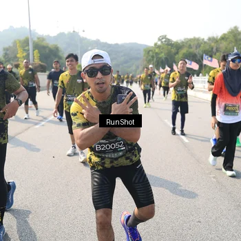 Runner Photo 6935110