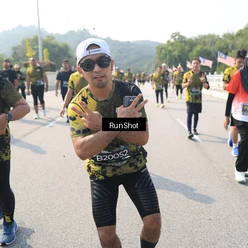 Runner Photo 6935115