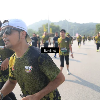 Runner Photo 6935122