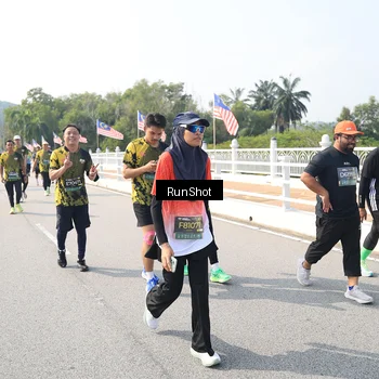 Runner Photo 6935126