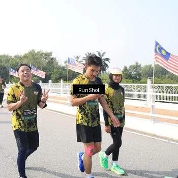 Runner Photo 6935133