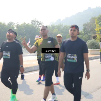 Runner Photo 6935139