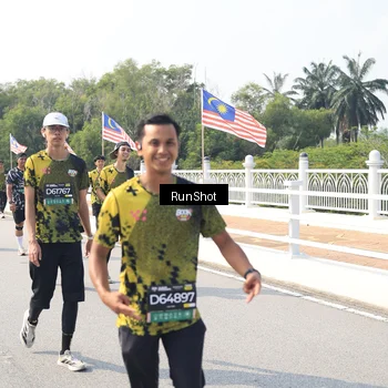 Runner Photo 6935158