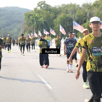 Runner Photo 6935160
