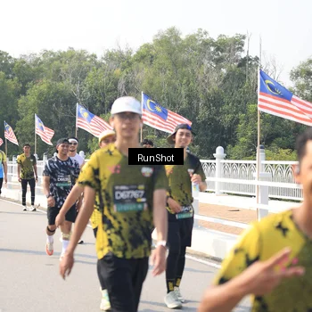 Runner Photo 6935161