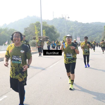 Runner Photo 6935165