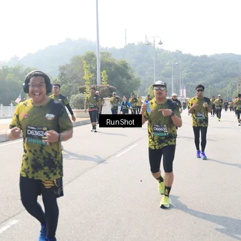 Runner Photo 6935166
