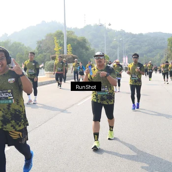Runner Photo 6935167
