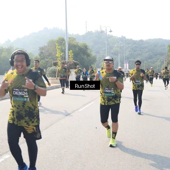 Runner Photo 6935168