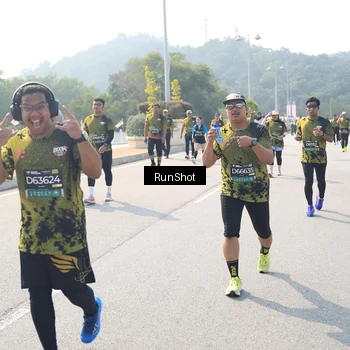 Runner Photo 6935176