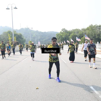 Runner Photo 6935186