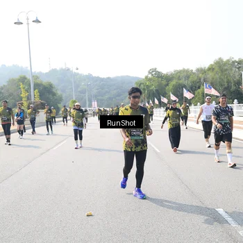 Runner Photo 6935190
