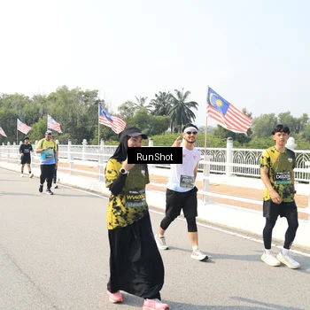 Runner Photo 6935209