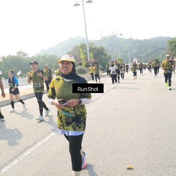 Runner Photo 6935212