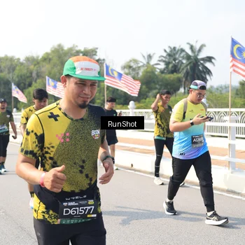 Runner Photo 6935224