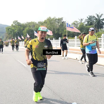 Runner Photo 6935225