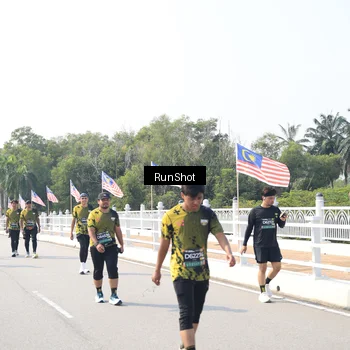 Runner Photo 6935230